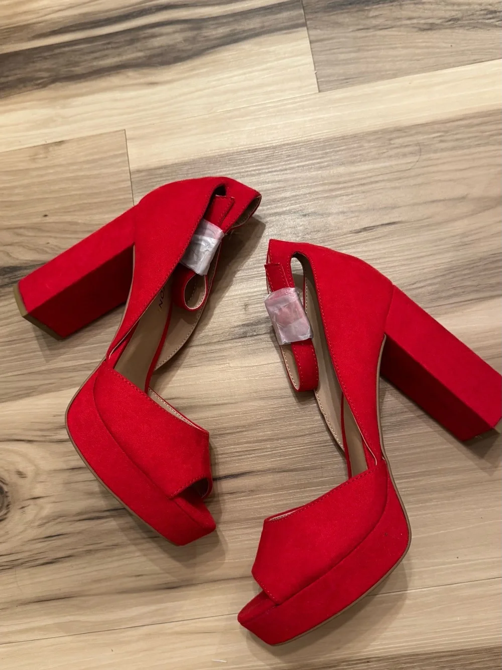 Women’s Sun + Stone Red Suede Platform Block Heel Sandals 6.5